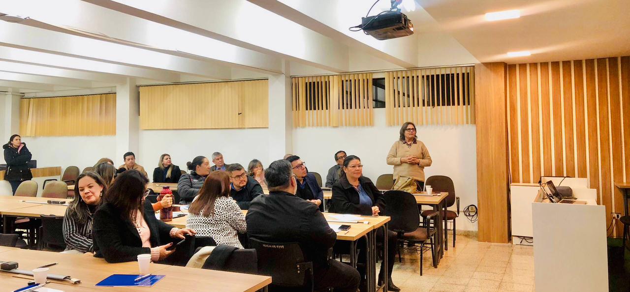 Romina Arévalos en actividad institucional de la Fundación Ágora